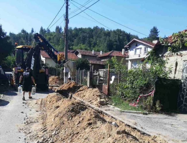 Започна подмяната на водопровод и в село Джерман