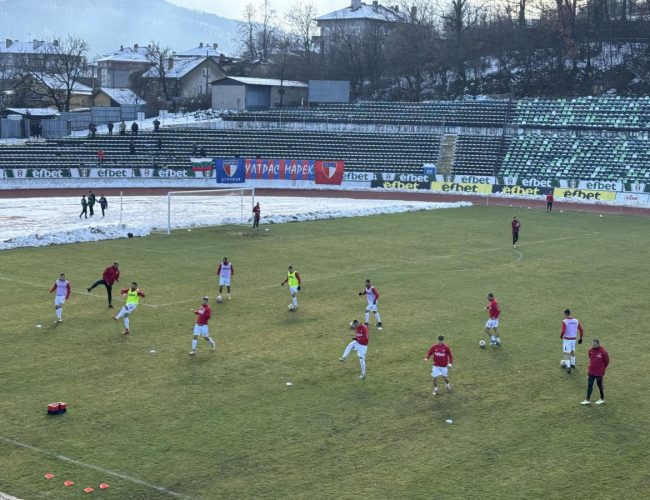 С куп проблеми, но Марек оцеля и в Габрово